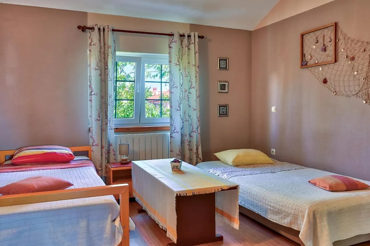 Apartment Oscar Pula